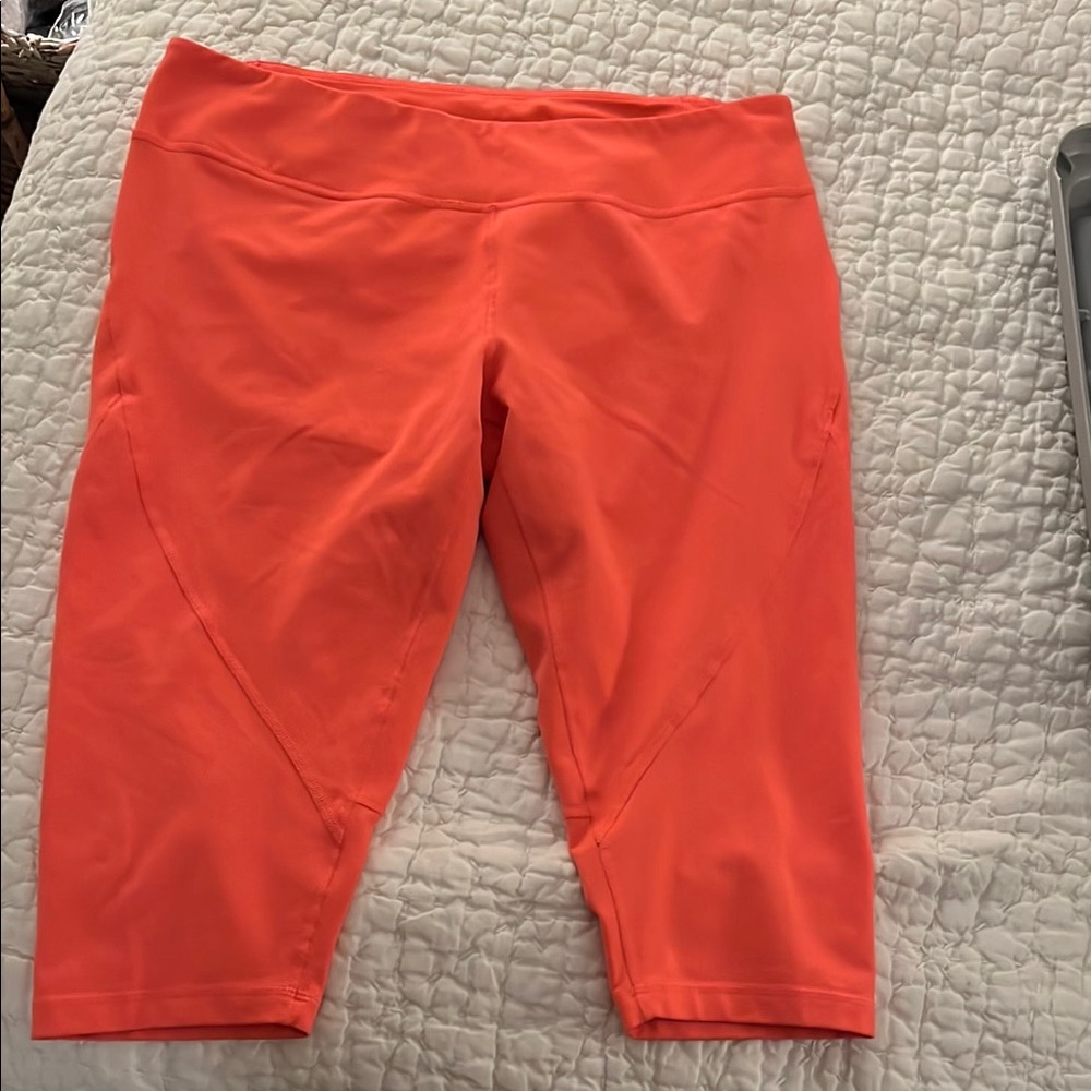 Bright coral Orange Zella capri moisture wicking leggings